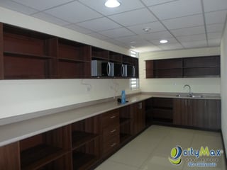 Alquilo Oficina con 102.71m2 en Zona 4 PAO-023-08-10-15 - 5
