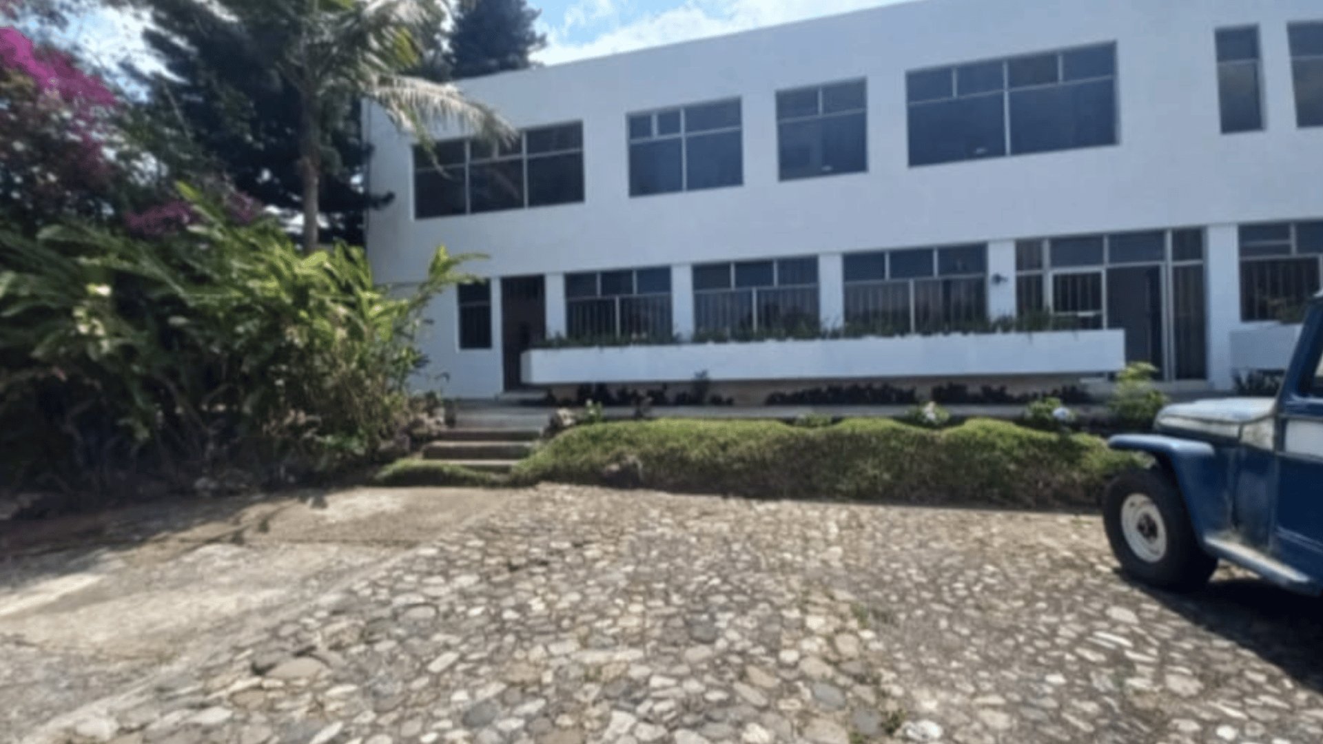 CASA COMERCIAL EN RENTA EN CARRETERA EL SALVADOR - Miniatura 15