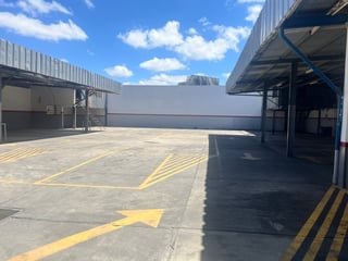 Predio en renta en zona 4 frente a Iglesia Yurrita Ref-5800 - 3