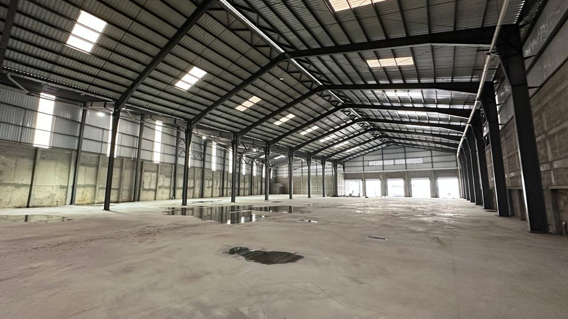 SE RENTA BODEGA EN COMPLEJO INDUSTRIAL EN ESCUINTLA, Km. 62 Autopista Puerto Quetzal