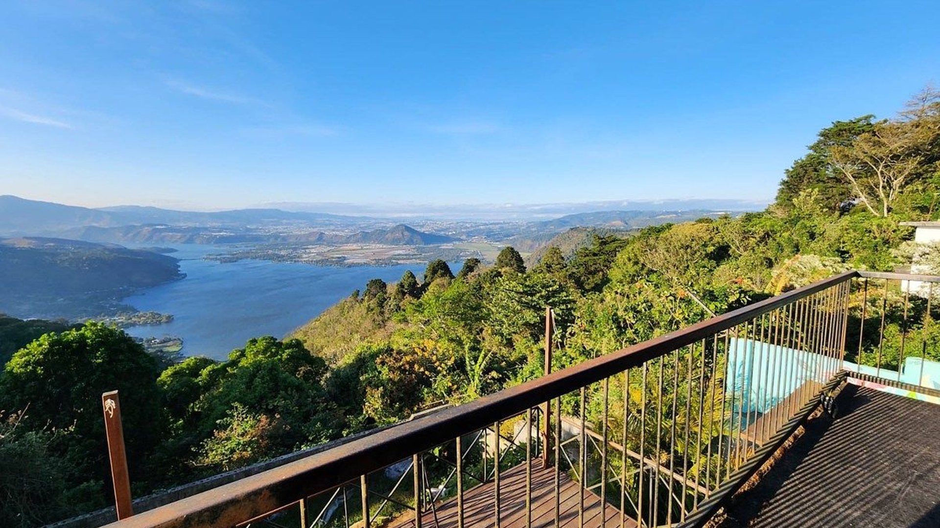 Casa en Venta o Renta con Vista al Lago de Amatitlán