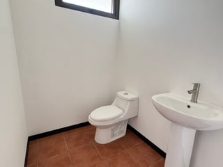 EXCELENTE OPORTUNIDAD DE ADQUIRIR TU CASA PROPIA CERCA DE ANTIGUA - Image 18