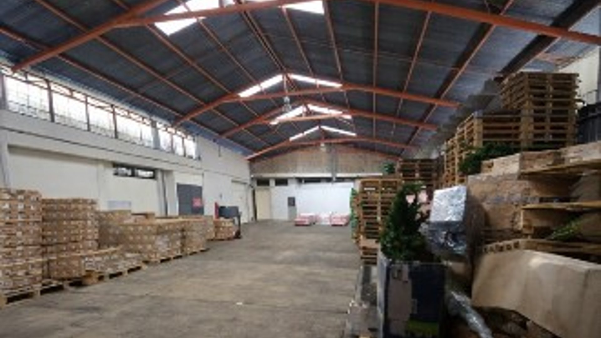 Propiedad comercial en venta con 2 frentes sobre la Roosevelt Ref-5694