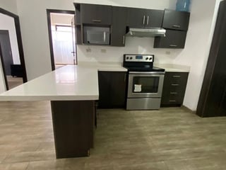 APARTAMENTO EN VENTA TOTALMENTE REMODELADO ZONA 14 - 3