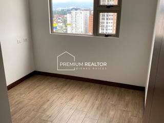 Modern 3-Bedroom Apartment in Zona 10, Guatemala City | USD 260K - 4