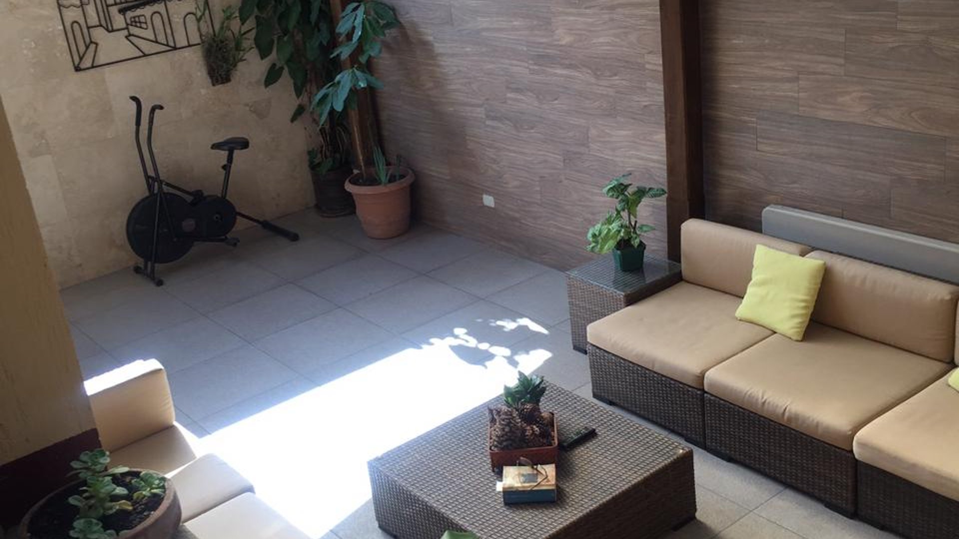 Vendo Linda Casa en Condominio Quebradas De Las Rosas, Zona 12 - Miniatura 6
