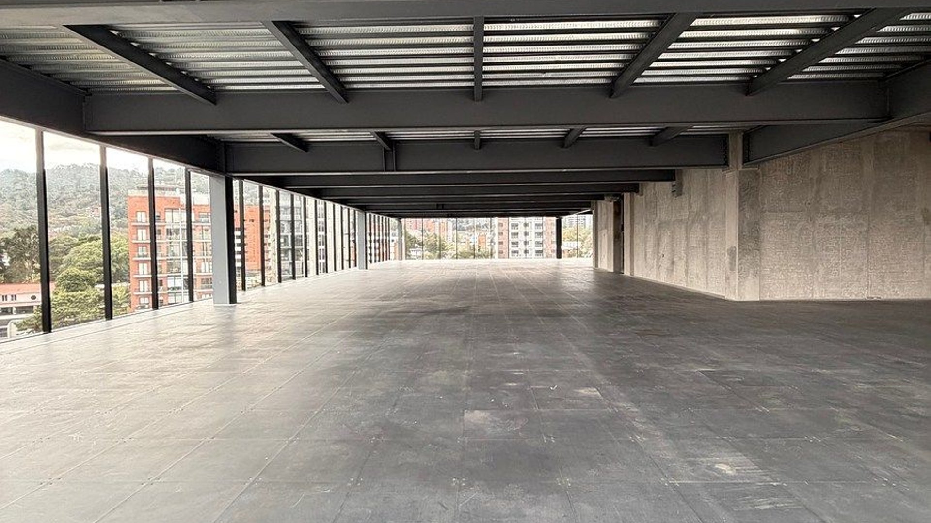 Oficina en venta en Zona 15 | Edificio corporativo exclusivo