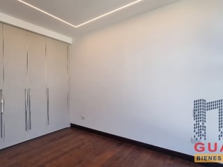 Apartamento en Venta, Zona 10 (V9998) - 2