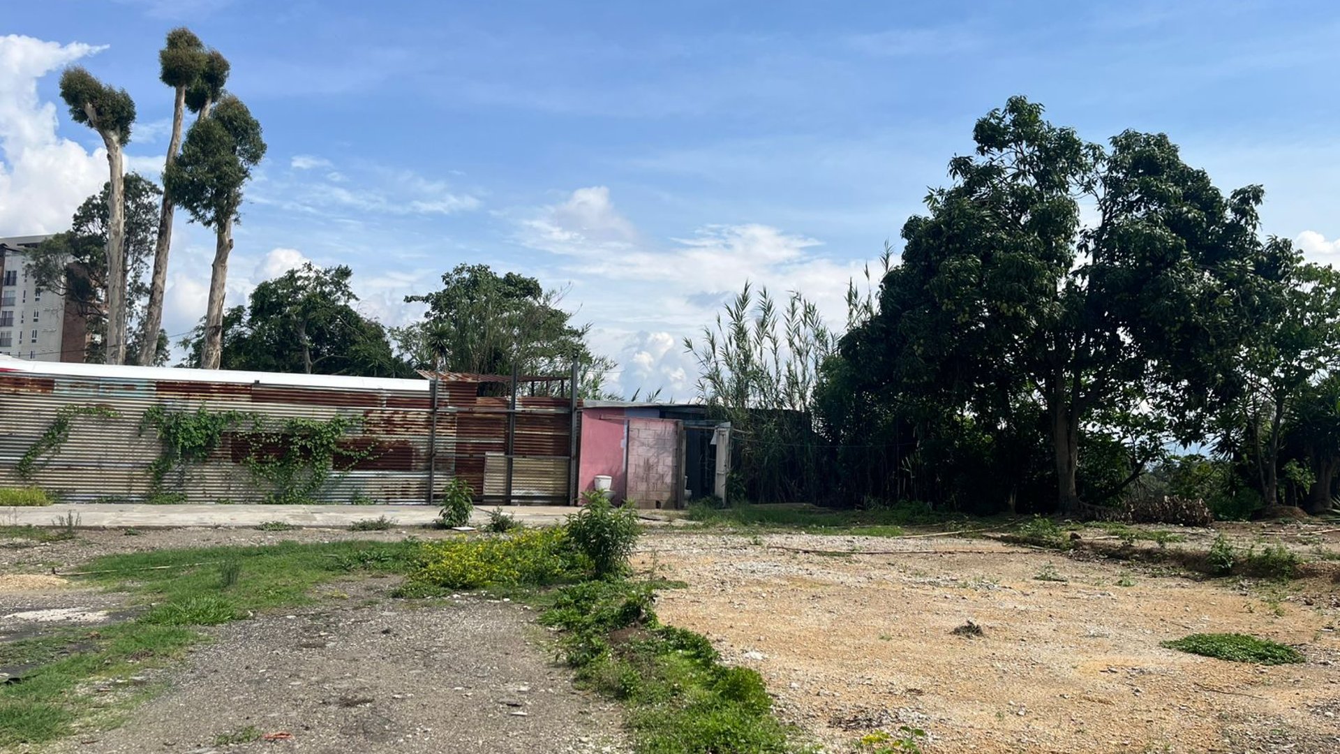 Alquiler terreno comercial - zona 11, Las Charcas - Miniatura 2