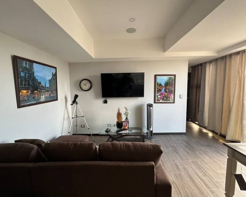 Apartamento Amueblado Nuevo en Venta en Zona 10
