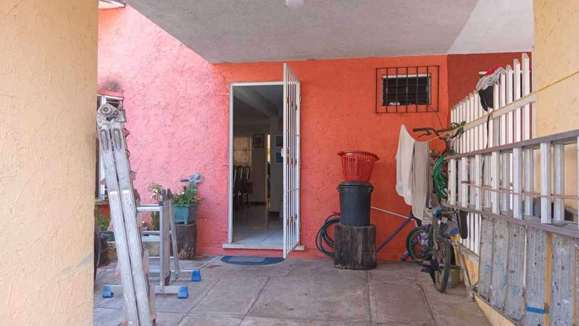 CASA EN VENTA – VILLA ROMANA, CLÚSTER 2, VILLA NUEVA - Miniatura 7