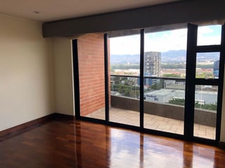 Alquiler de amplio Apartamento 3 Dormitorios | San Ángel zona 14 (C) - 2