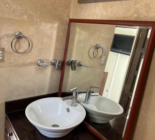 Alquilo Apartamento AMUEBLADO en Zona 9  por  Plazuela España - Miniatura 24