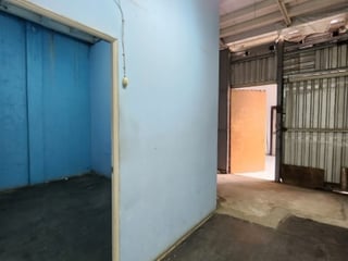 Bodega en Venta Granjas de San Cristóbal, Guatemala - Image 7