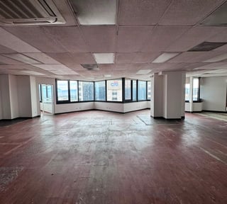 📍 OFICINA EN RENTA – 455 M² | EDIFICIO MURANO CENTER | ZONA 10