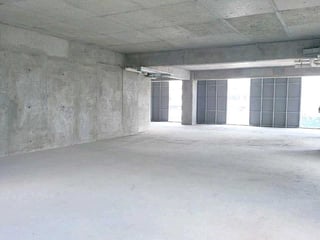 OFICINA EN ALQUILER📍 Edificio AVIA, Zona 10 Posiciona tu negocio - Image 3