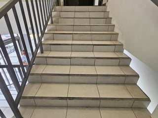 Edificio en Renta en zona 4 - Image 18