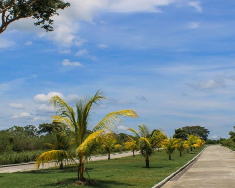 Terreno en Venta en Lagunas de Monterrico II, KM 117