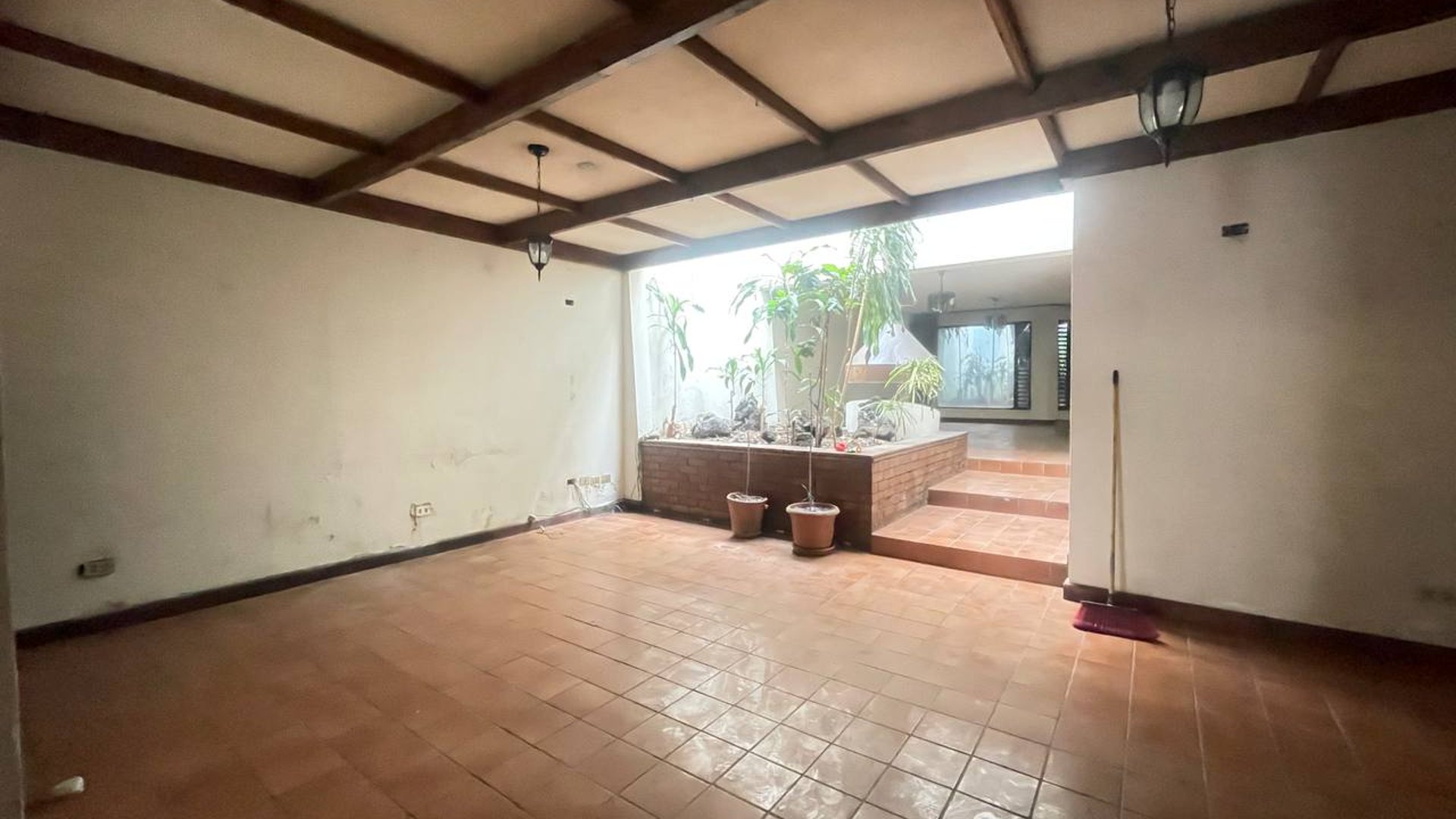 Casa en renta en 3ra avenida zona 2  - Miniatura 5