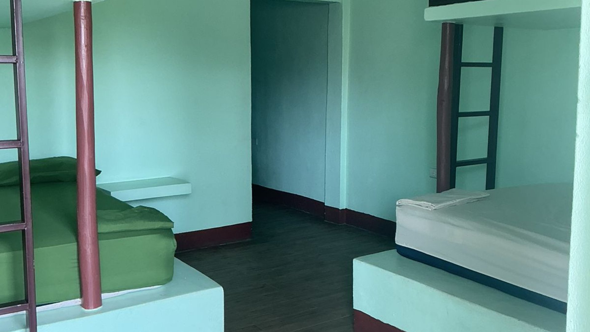 Chalet de Lujo en El Pumpo, Santa Rosa: Venta/Renta | 5 Habitaciones - Miniatura 7