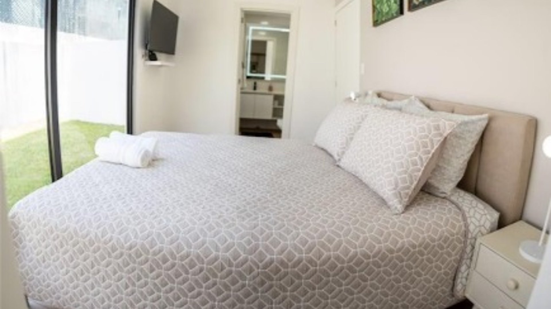 Apto Venta/Renta Amueblado 1R Nivel Con Jardín,  Z13 Edif N Américas