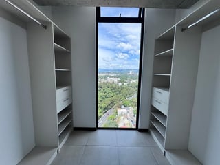 📍 APARTAMENTO EN RENTA – 2 HAB  VISTA PANORÁMICA | MIRA 10 | ZONA 10 - 5