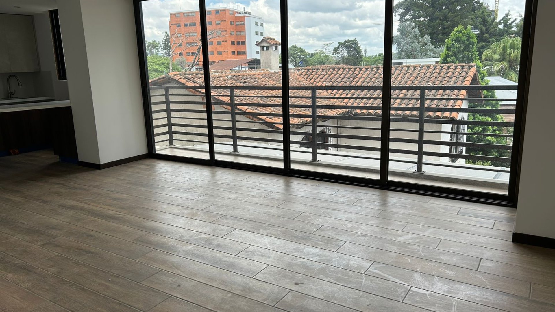 ÚLTIMOS APARTAMENTOS PARA ESTRENAR TRES DORMITORIOS