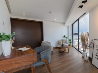 Penthouse de 2 habs. + estudio y terraza en alquiler, Quo z. 4 - 4