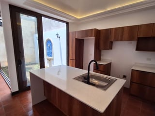 PRECIOSA CASA EN VENTA EN RESIDENCIAL ANTIGUA GARDENS - 2