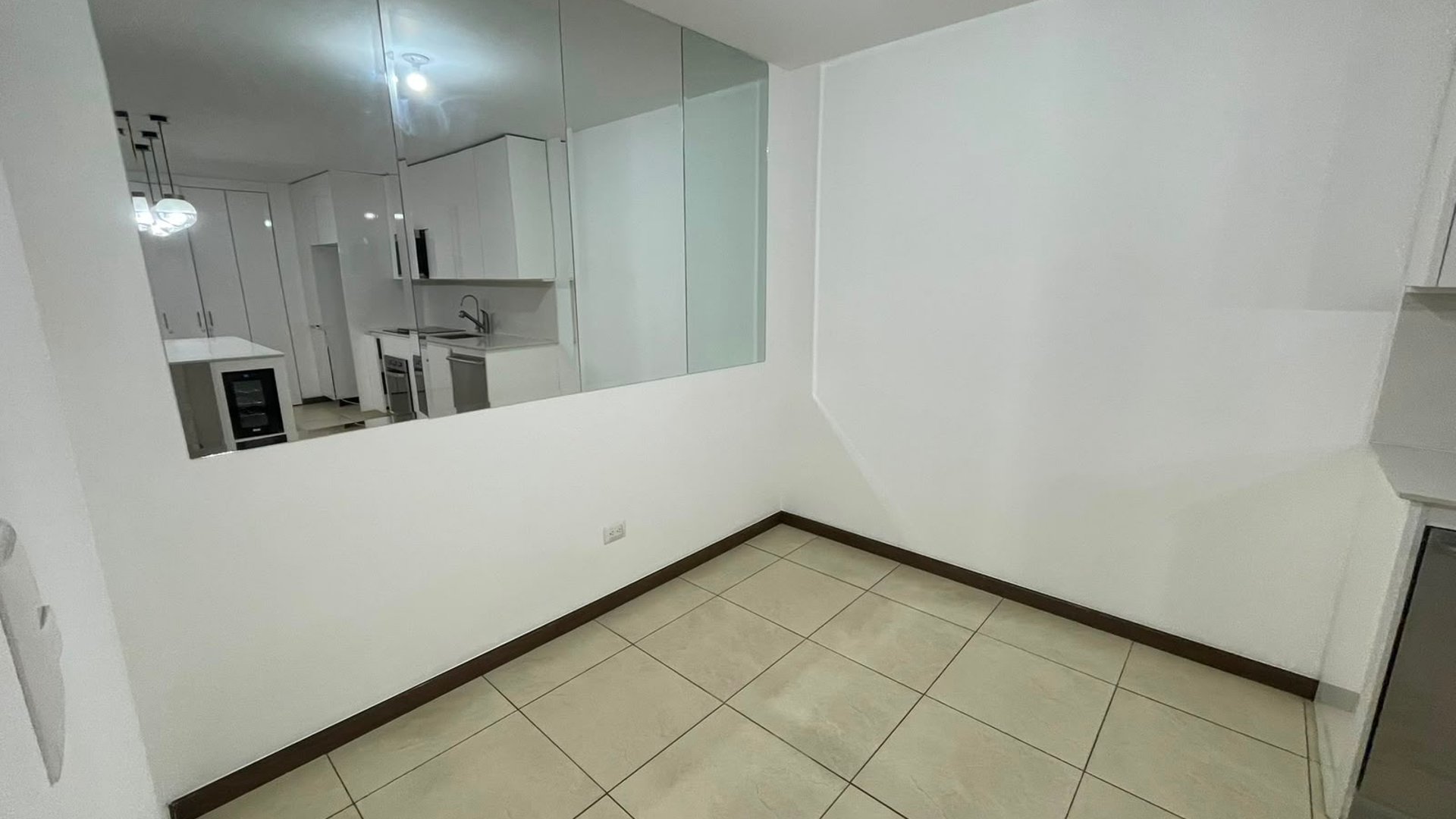 Apartamento -2 habitaciones en Renta Edificio Pórtico Zona 7 Ref-6051 - Miniatura 4
