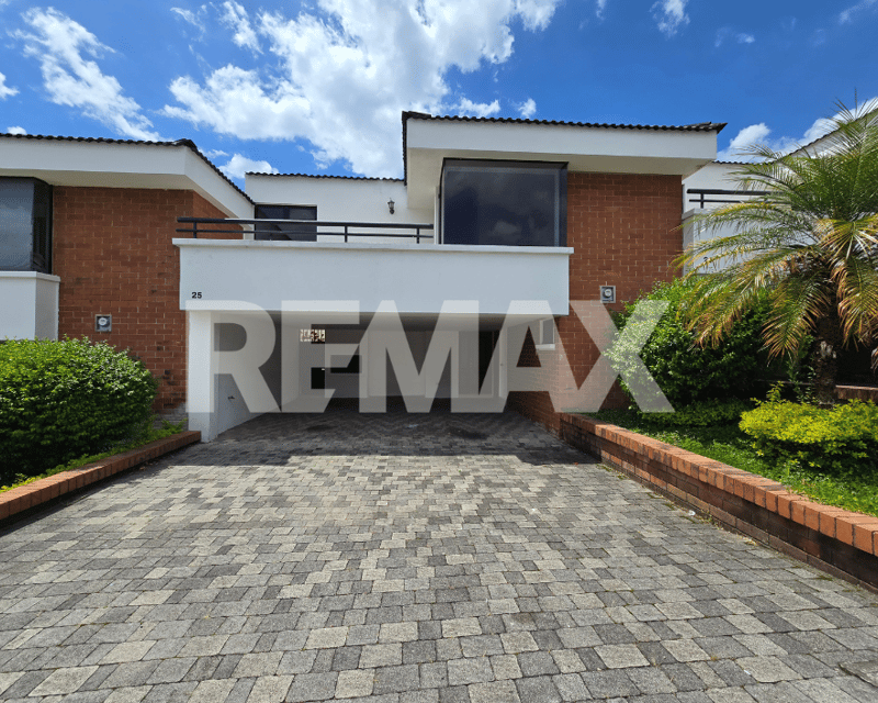 House for Sale for Investment 4 Bedrooms in Pontevedra, CAES - $1,375,000