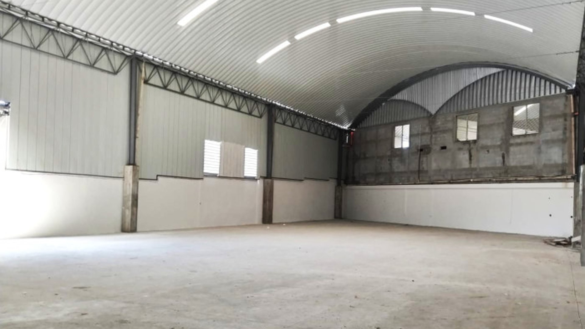 Locales Comerciales + Bodega en Venta en Chiquimula - Miniatura 3