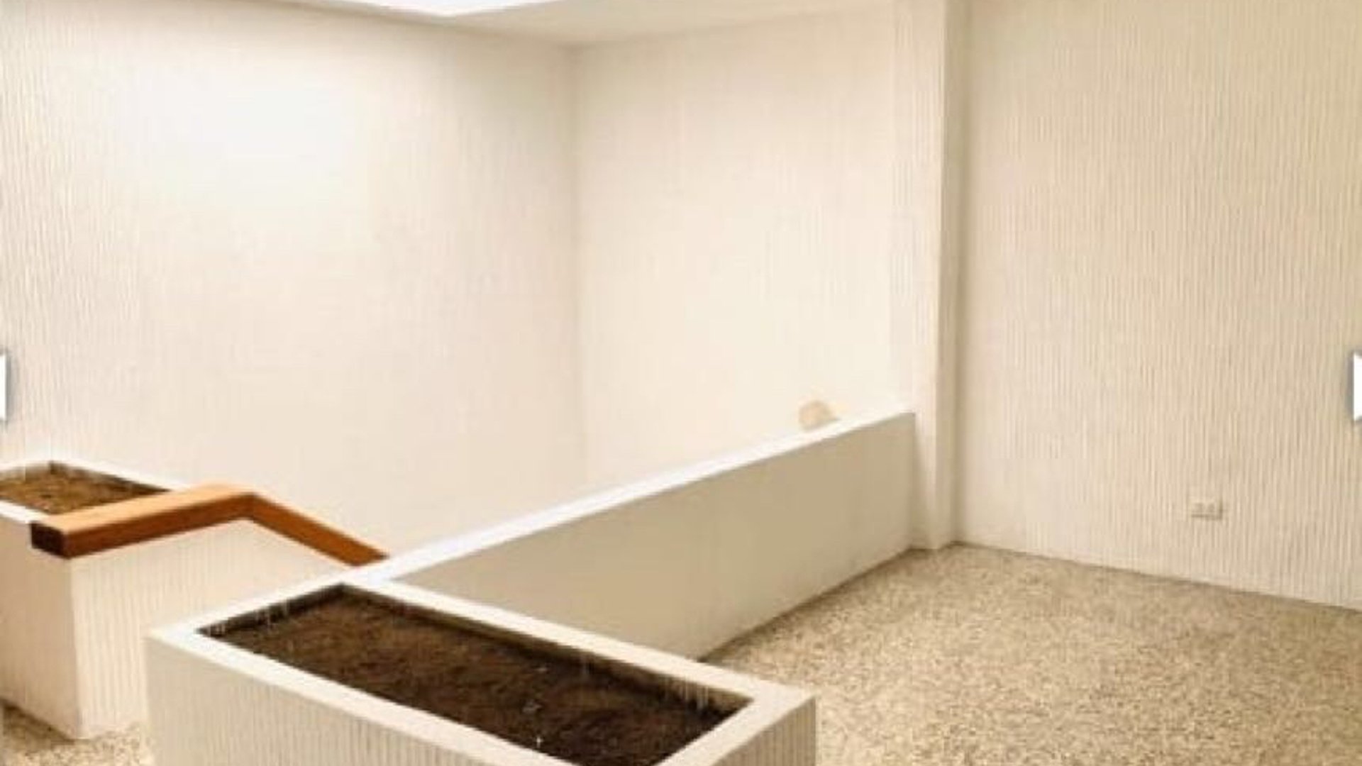 Vendo Casa  de 2 Niveles en zona 10 - Miniatura 4