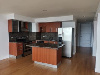 ATRIUM/ Apartamento en renta , zona 10 - 5