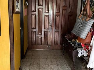 Vendo Amplia Casa en zona 11, Mariscal - Image 12