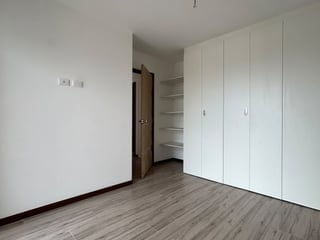 Apartamento nuevo en venta en zona 10 - 4