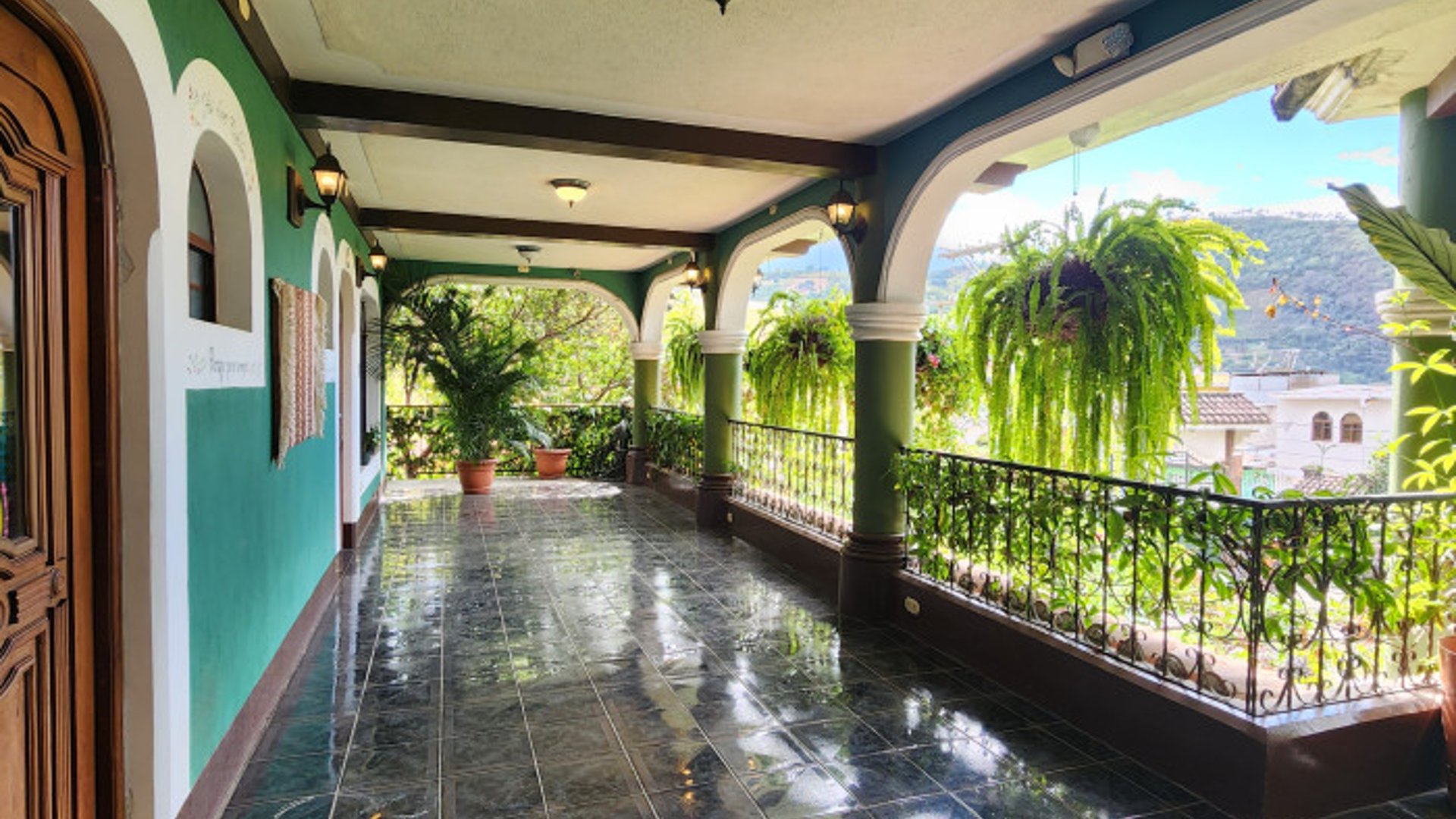 Hotel en venta muy cerca de Antigua Guatemala - Miniatura 15