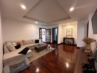 Alquilo amplio apartamento en Edificio Santa María zona 10 - 3