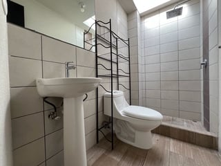 Venta de bonita casa de esquina en Condominio Luminela | Villa Nueva - Image 16