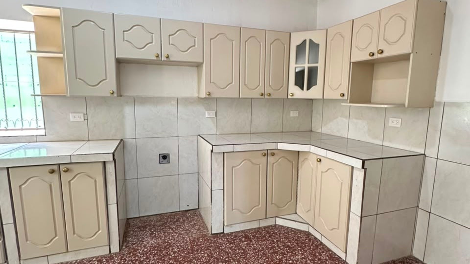 📍 CASA EN RENTA – 3 HABITACIONES + JARDÍN | CAES, KM 15.8