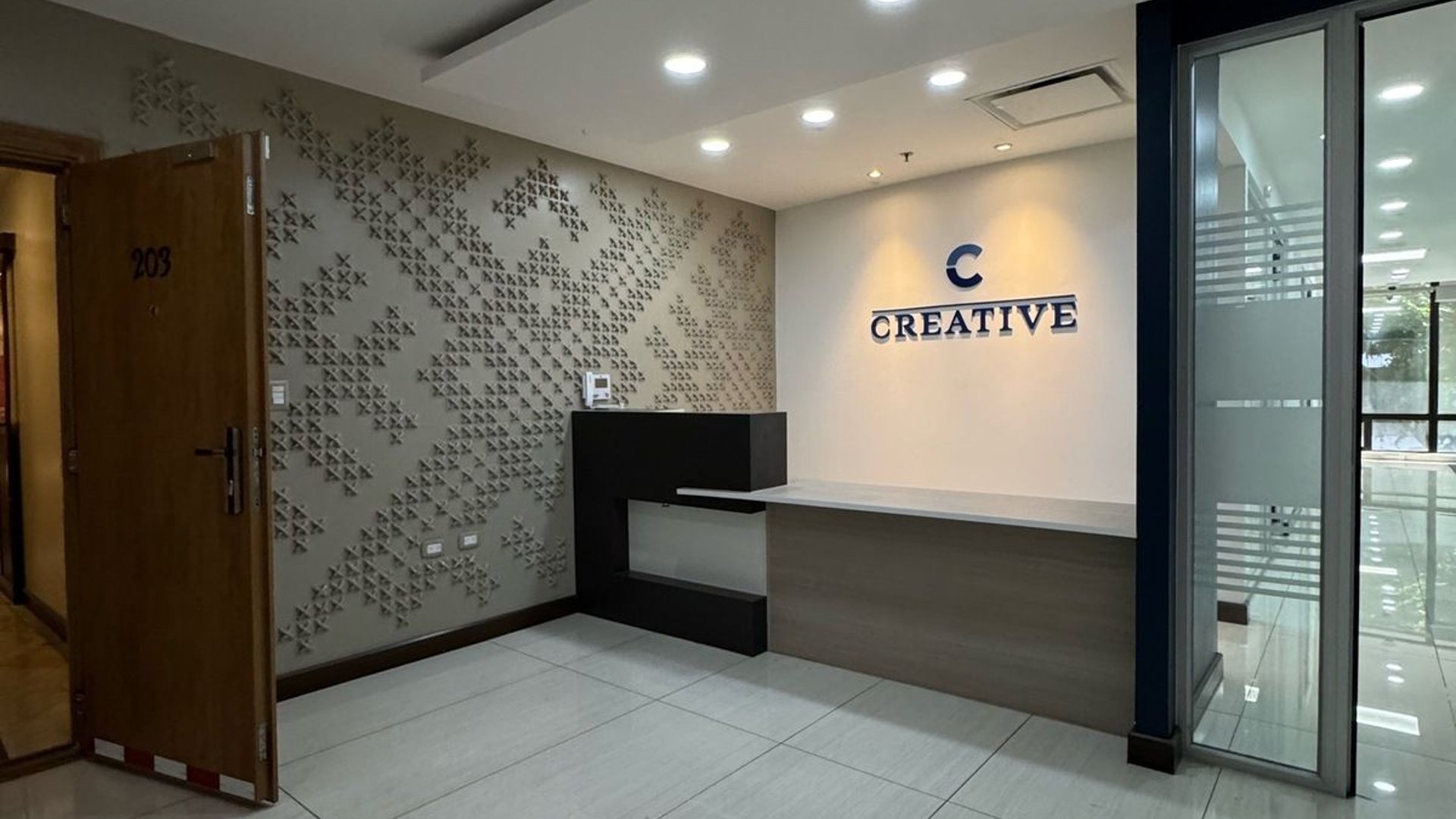 Alquiler Oficina en Torre Citigroup / zona 10 - Image 1