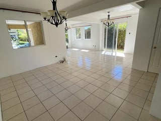 Amplia casa en alquiler con 4 habitaciones en KM 29 CAES Ref-5856 - 2