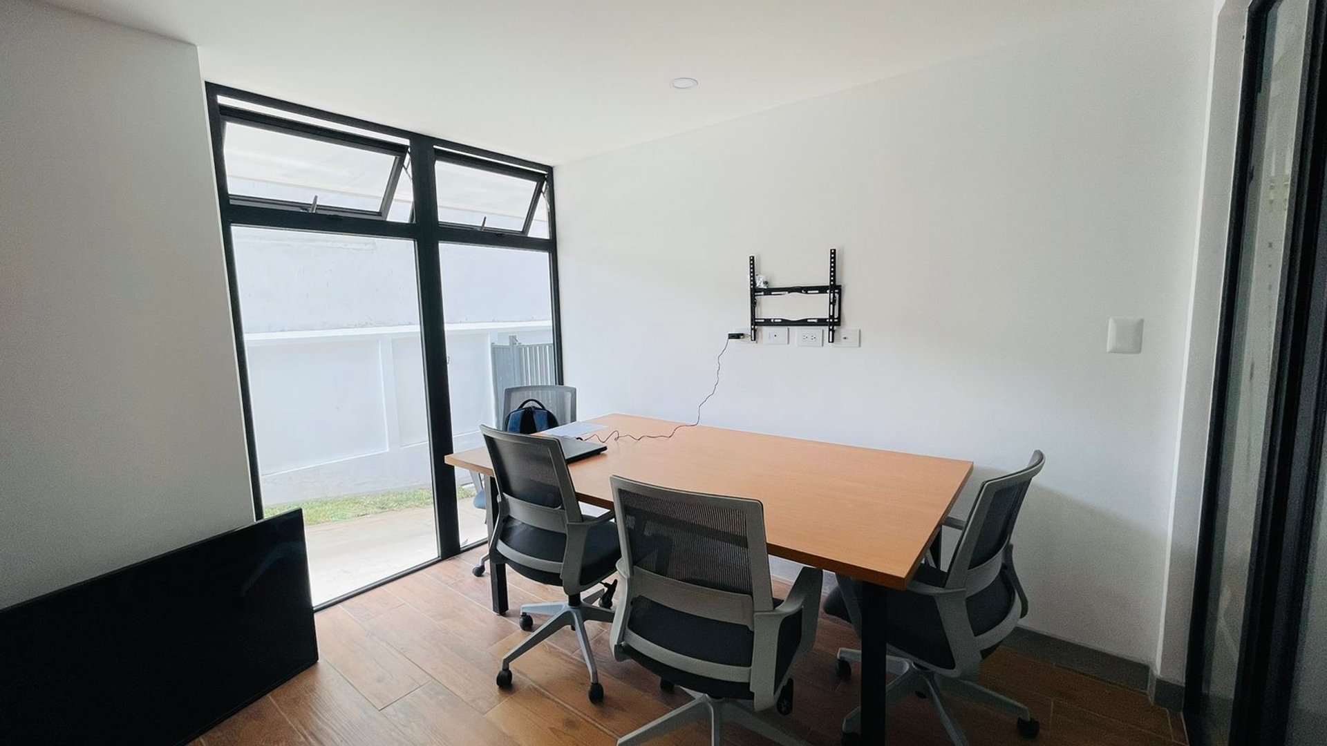 ALQUILER DE LINDO APARTAMENTO - MOREA, ZONA 15 - Miniatura 11