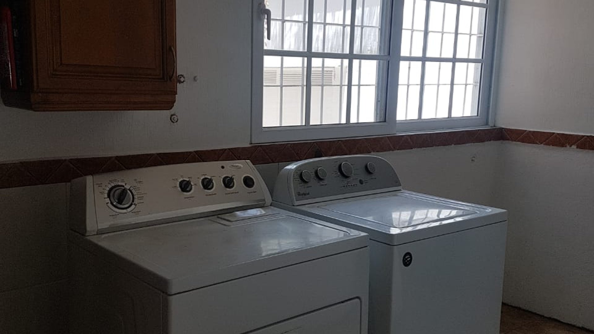 Casa en Renta y Venta zona 16 / La Montaña - Miniatura 14