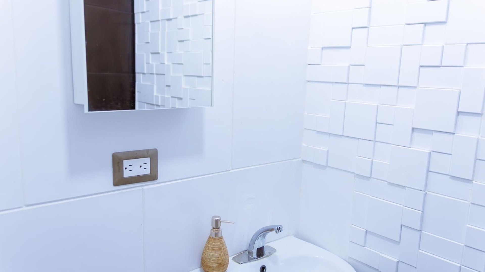 Apartamento en renta Amueblado cerca de condado concepción y CC Escala, CES