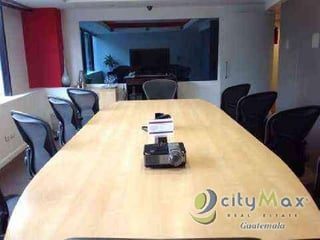 Oficina en RENTA, dentro de Edificio en Zona 10. - 2