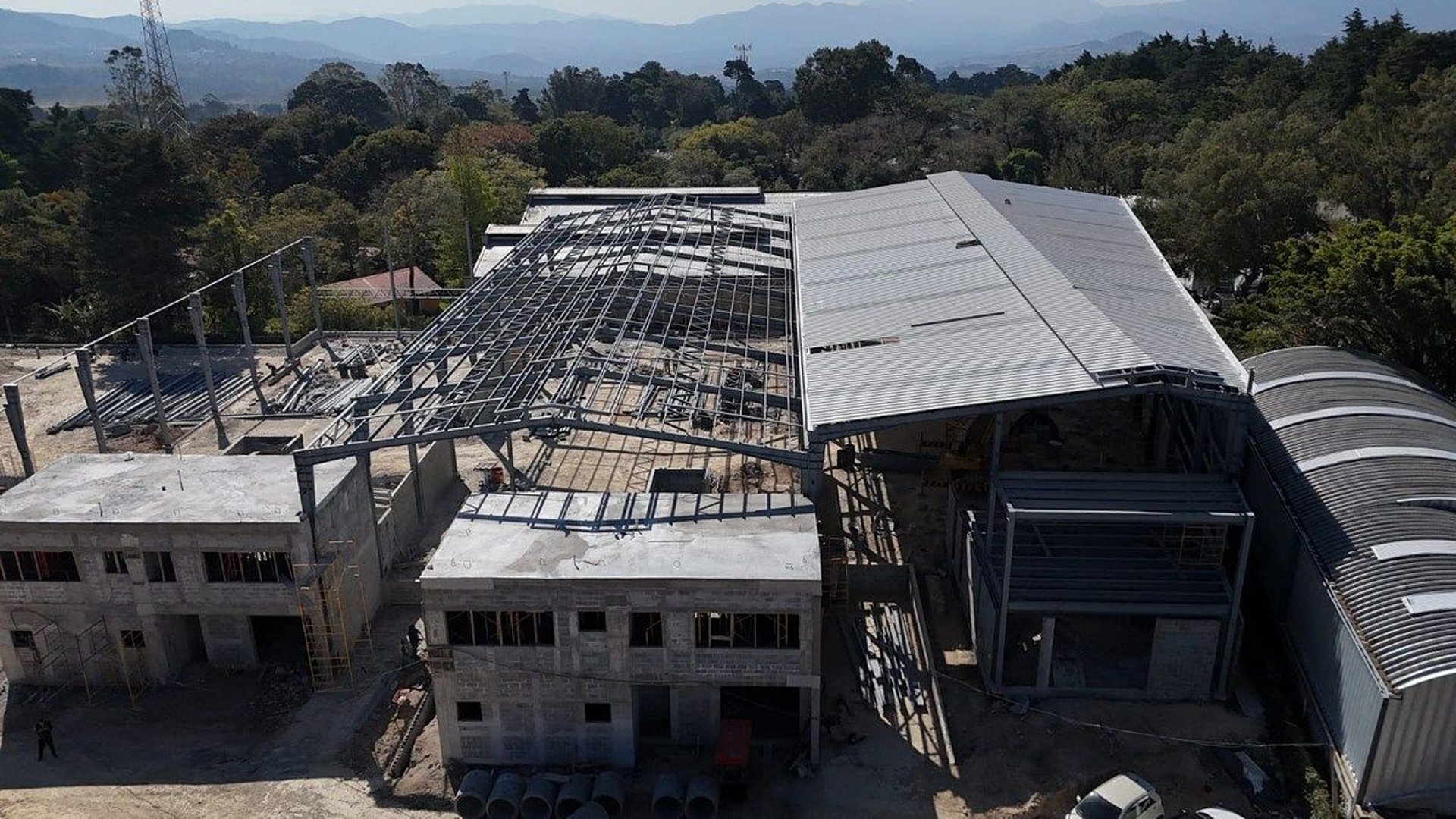 ???? COMPLEJO DE BODEGAS EN RENTA