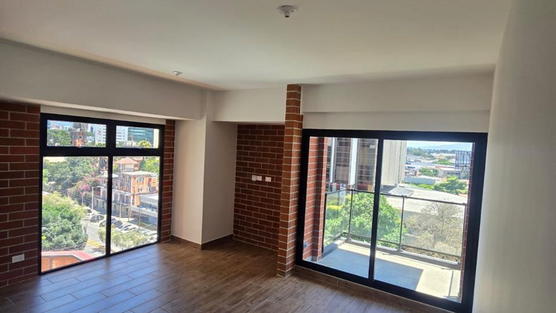 ???? APARTAMENTO EN RENTA – 2 HAB + AIRBNB PERMITIDO | MODDRA | ZONA 4 - Miniatura 5