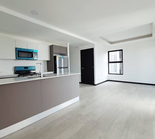 APARTAMENTO CON LÍNEA BLANCA PARA ESTRENAR EDIFICIO VERDÚ 140.67 MTS2, 3 DORMITORIOS, ZONA 13