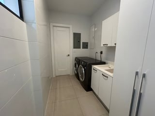 Exclusivo apto con terraza en Edificio Maranta Oakland zona 10 | 3 Habitaciones - Image 17